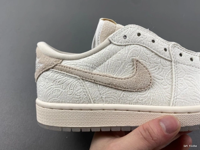 1st Kicks Jordan 1 Chris FZ0455-200 OG Retro Paul Low 0718
